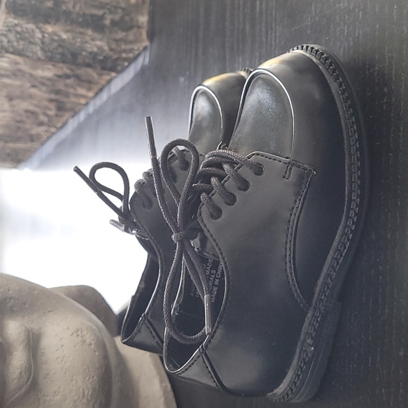 TKS DRESS SHOES (New) - Picture 4 of 8